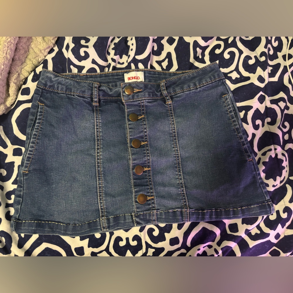 Bongo mini jeans skirt with button detail